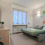 Wide & Bright 2 Bedroom Flat 50m From M4 Station Apartment *