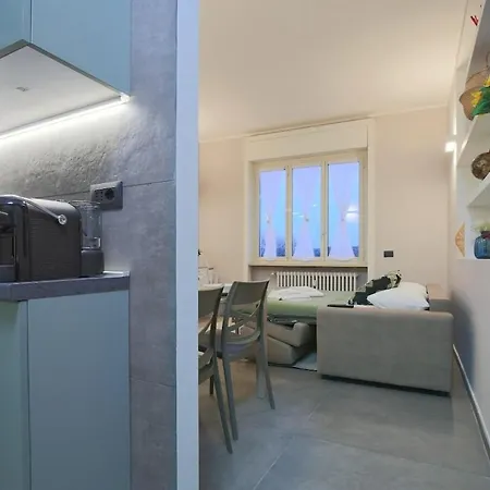 Wide & Bright 2 Bedroom Flat 50m From M4 Station Apartamento Milán