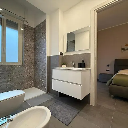 Wide & Bright 2 Bedroom Flat 50m From M4 Station Apartamento