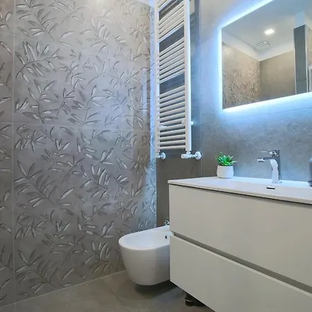 Apartamento Wide & Bright 2 Bedroom Flat 50m From M4 Station *